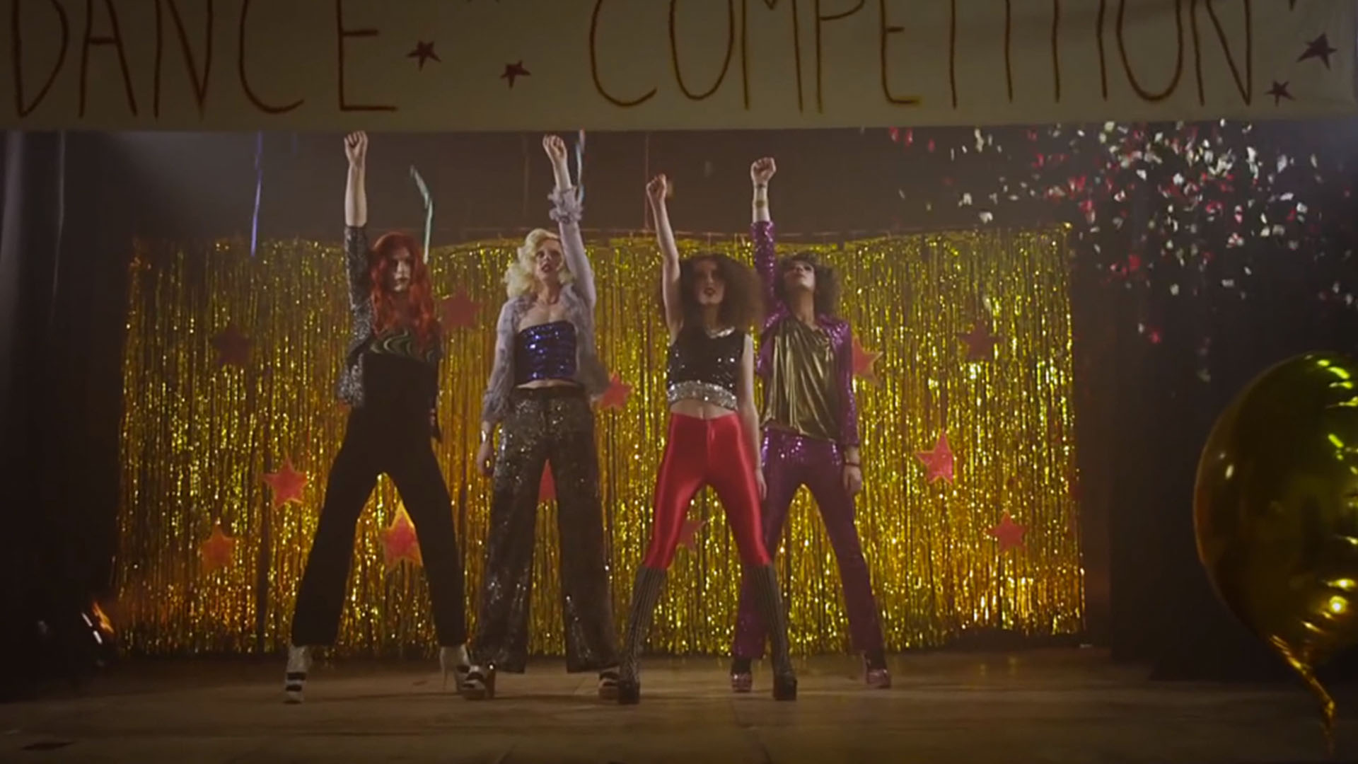 WOLF ALICE Moaning Lisa Smile